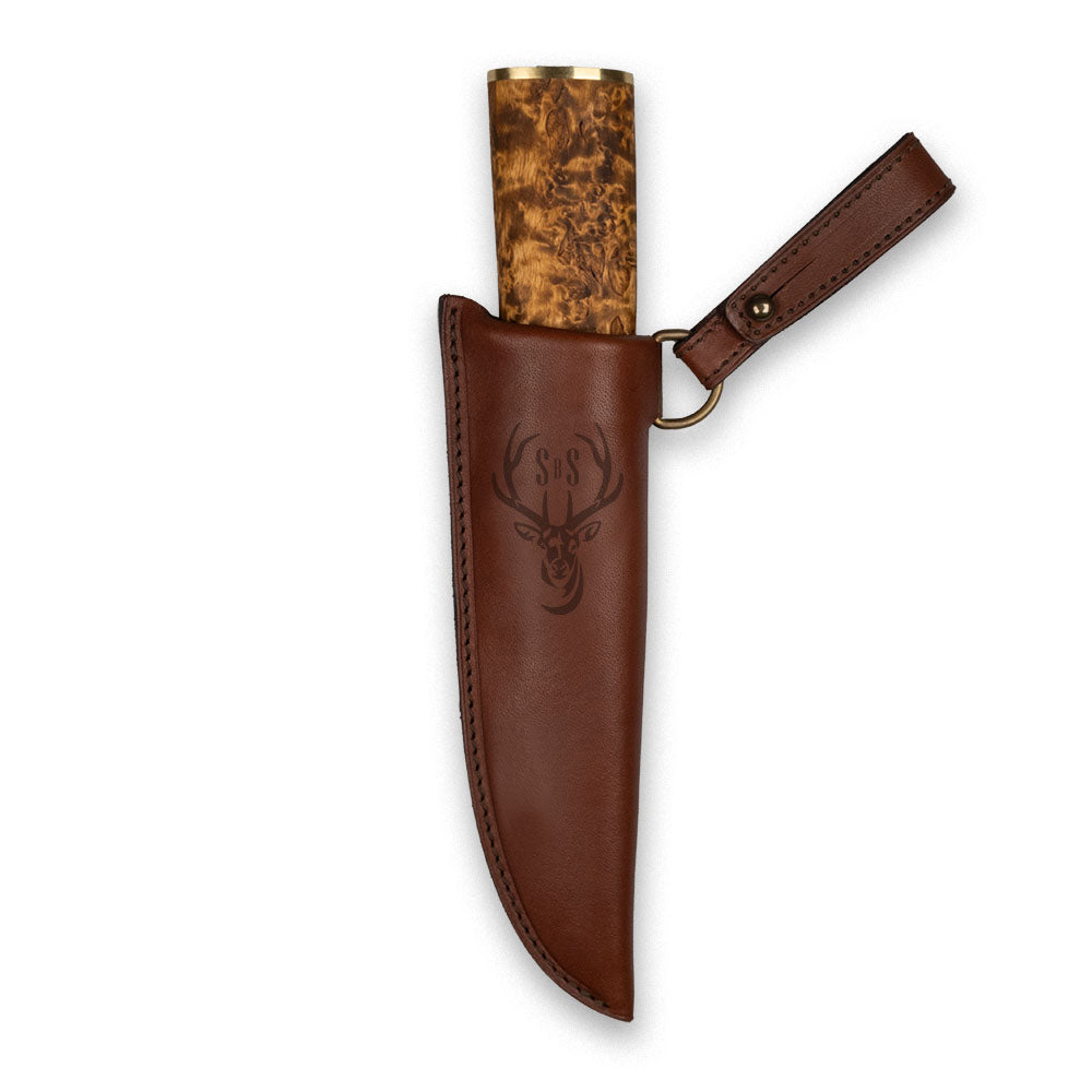 Roselli's Finnish handmade hunting knife updated for an exclusive collaboration with the hunter Madeleine. Carbon steel blade and a handle from stained curly birch. comes with an exclusive leather sheath with a deer illustation. 