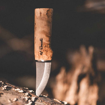 Handcrafted knives for hunting, outdoor and kitchen | Roselli Finland