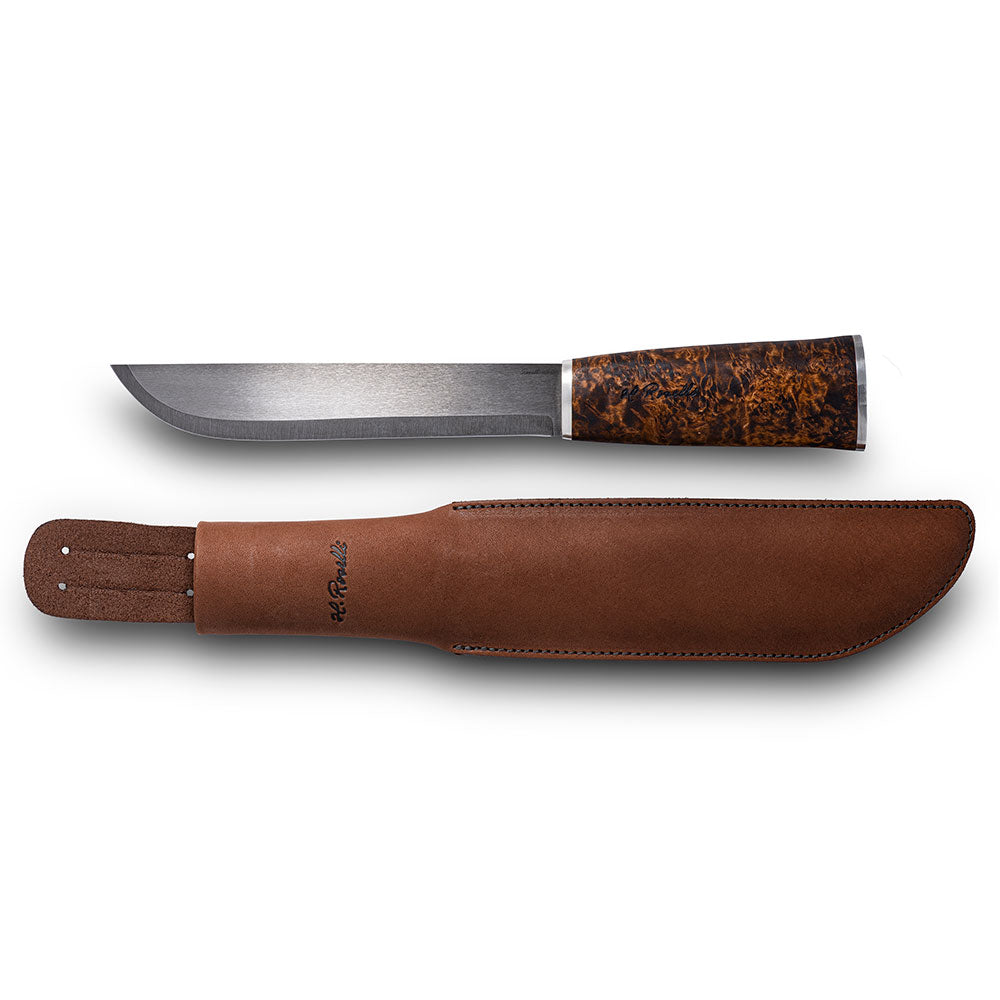Handmade Finnish bushcraft knife from Roselli in model "Big Leuku Knife" with details of silver ferrule